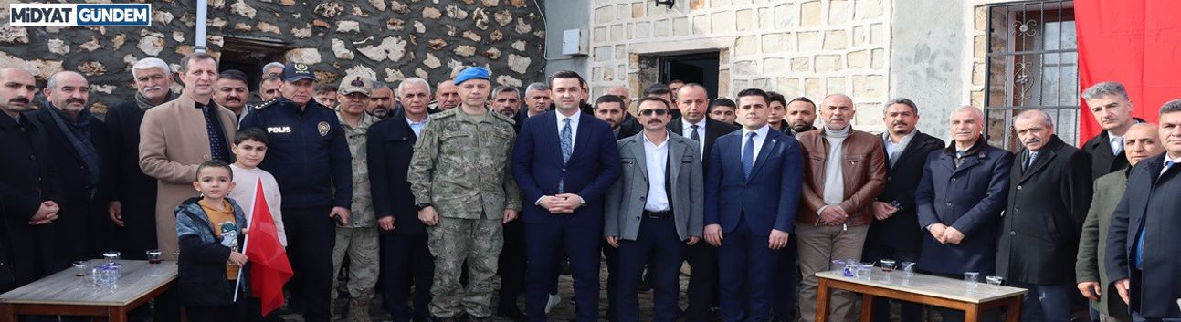 Midyat'ta,  Efeler Mezrası Şehitleri Dualarla Anıldı