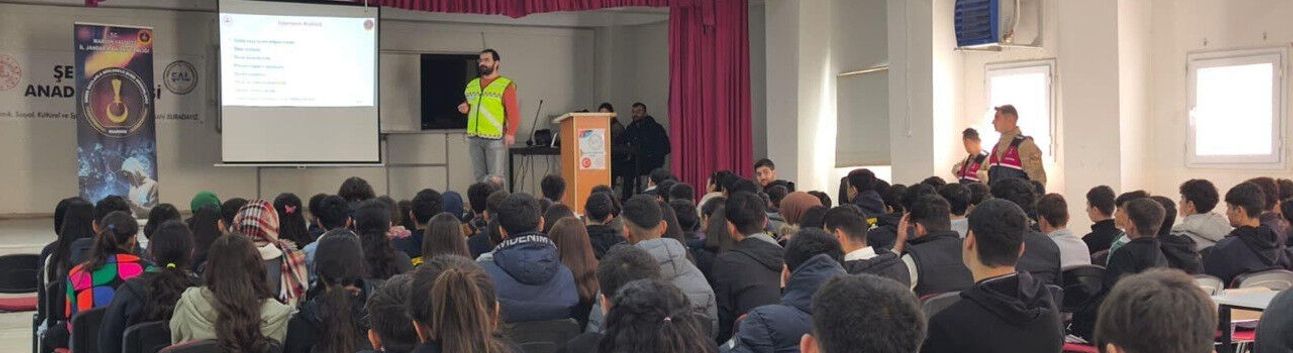 Mardinli Gençlere Dijital Kalkan: Jandarmadan Siber Güvenlik Eğitimi